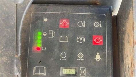 fuse box location for volvo skid steer|volvo skid steer warning lights.